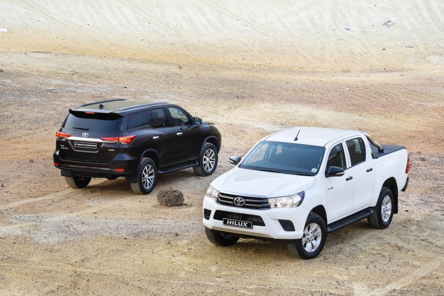  Toyota Hilux 4x4 SRX Double Cab 2016 года  (ZA) (фото 7 из 35)